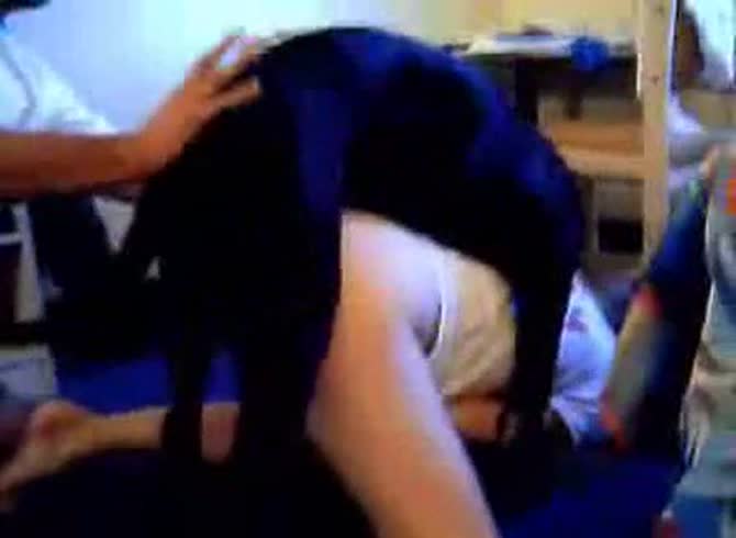Video :Homemade dog sex with a lady getting smashed by black dog